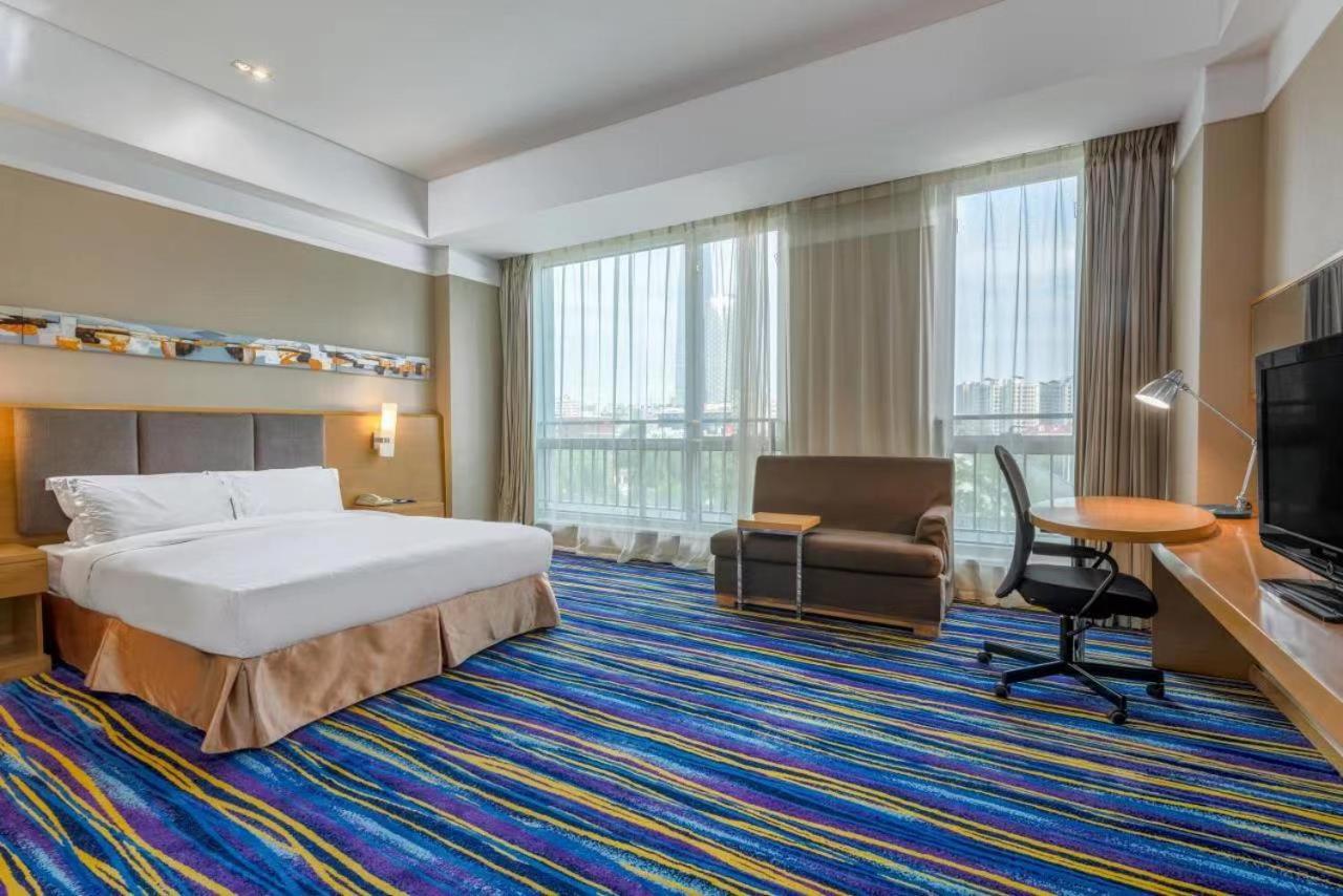 Holiday Inn Express Tianjin Heping By Ihg Exterior foto