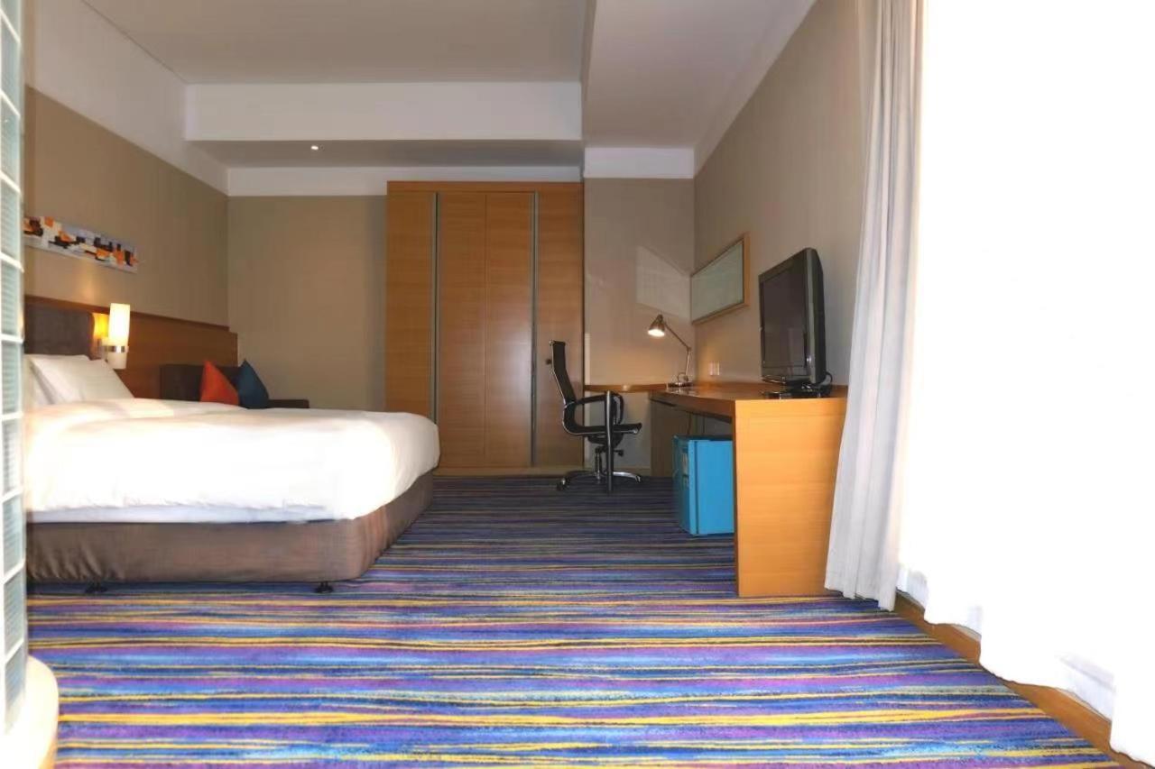 Holiday Inn Express Tianjin Heping By Ihg Exterior foto